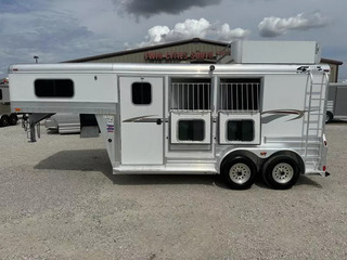 Used Horse Trailer