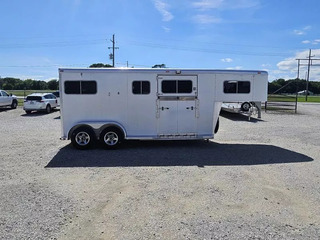 Used Horse Trailer