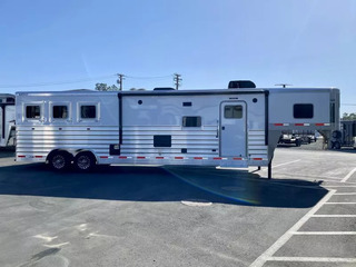New Horse Trailer
