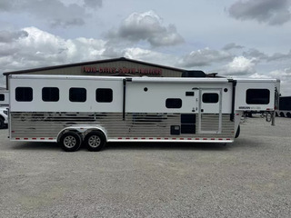 Used Horse Trailer