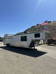 Used Horse Trailer