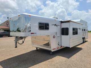 Used Horse Trailer