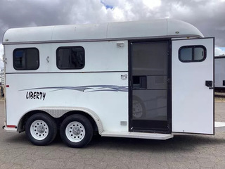 Used Horse Trailer