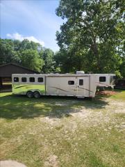 Used Horse Trailer