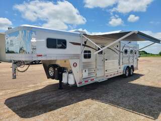 New Horse Trailer