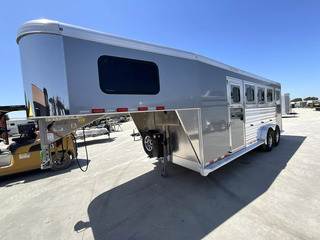New Horse Trailer