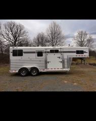 Used Horse Trailer
