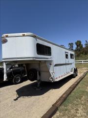 Used Horse Trailer