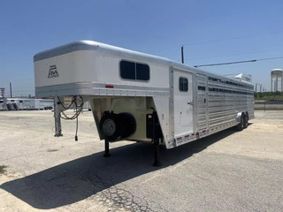 New Horse Trailer
