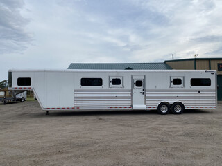 New Horse Trailer