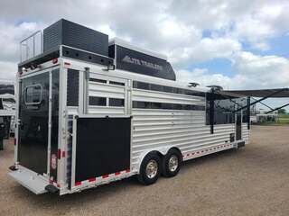 Used Horse Trailer