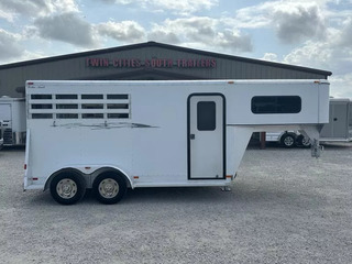 Used Horse Trailer