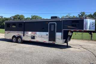 Used Horse Trailer