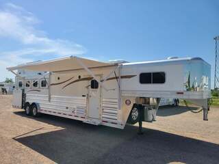 New Horse Trailer