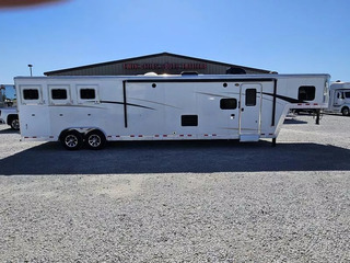 Used Horse Trailer