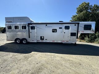 Used Horse Trailer