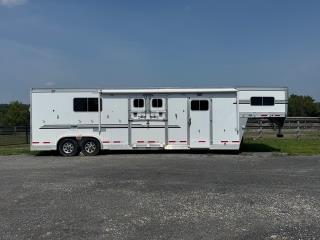 n/a Horse Trailer