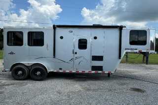 Used Horse Trailer