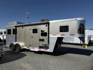 Used Horse Trailer