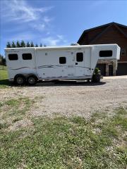 Used Horse Trailer