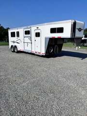 Used Horse Trailer