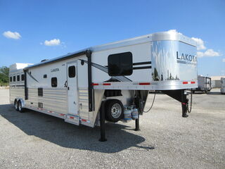 New Horse Trailer