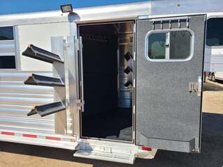 New Horse Trailer