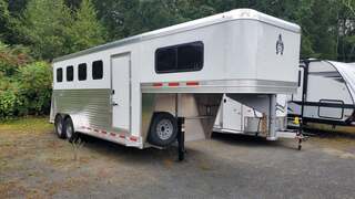 New Horse Trailer