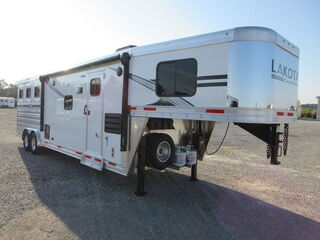 New Horse Trailer
