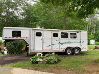 Used Horse Trailer