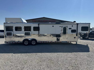 Used Horse Trailer