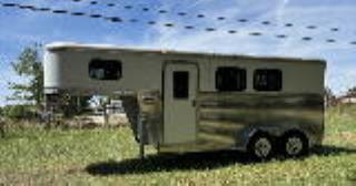 Used Horse Trailer