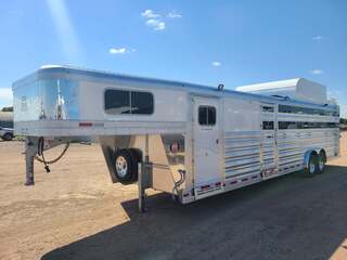 New Horse Trailer