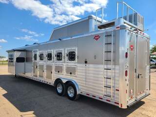 Used Horse Trailer