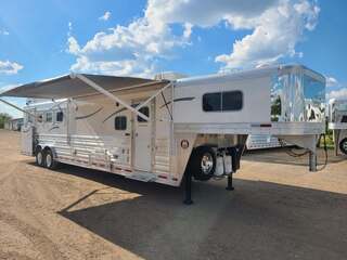 New Horse Trailer