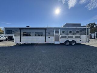 Used Horse Trailer