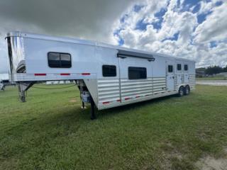 New Horse Trailer