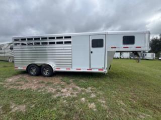New Horse Trailer