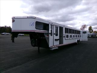 n/a Horse Trailer
