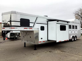 New Horse Trailer