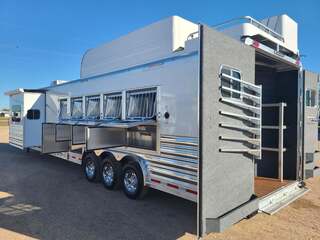 New Horse Trailer