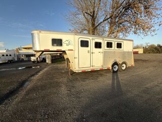 Used Horse Trailer