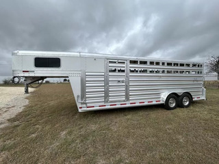 New Horse Trailer