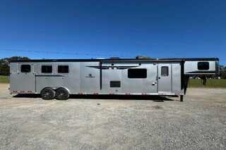New Horse Trailer