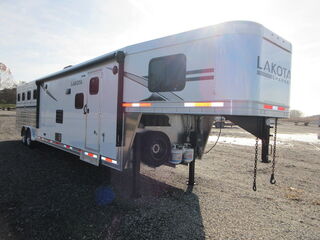 New Horse Trailer