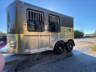 Used Horse Trailer