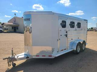 Used Horse Trailer