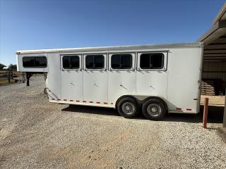 Used 2009 Sundowner Trailers
