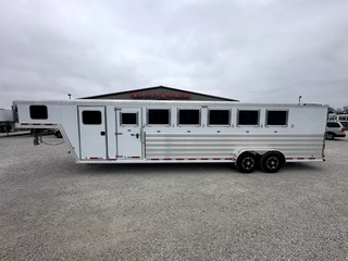 New Horse Trailer