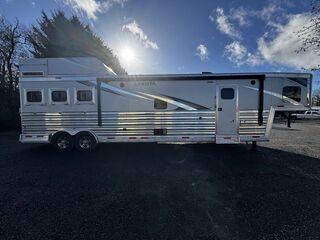 Used Horse Trailer